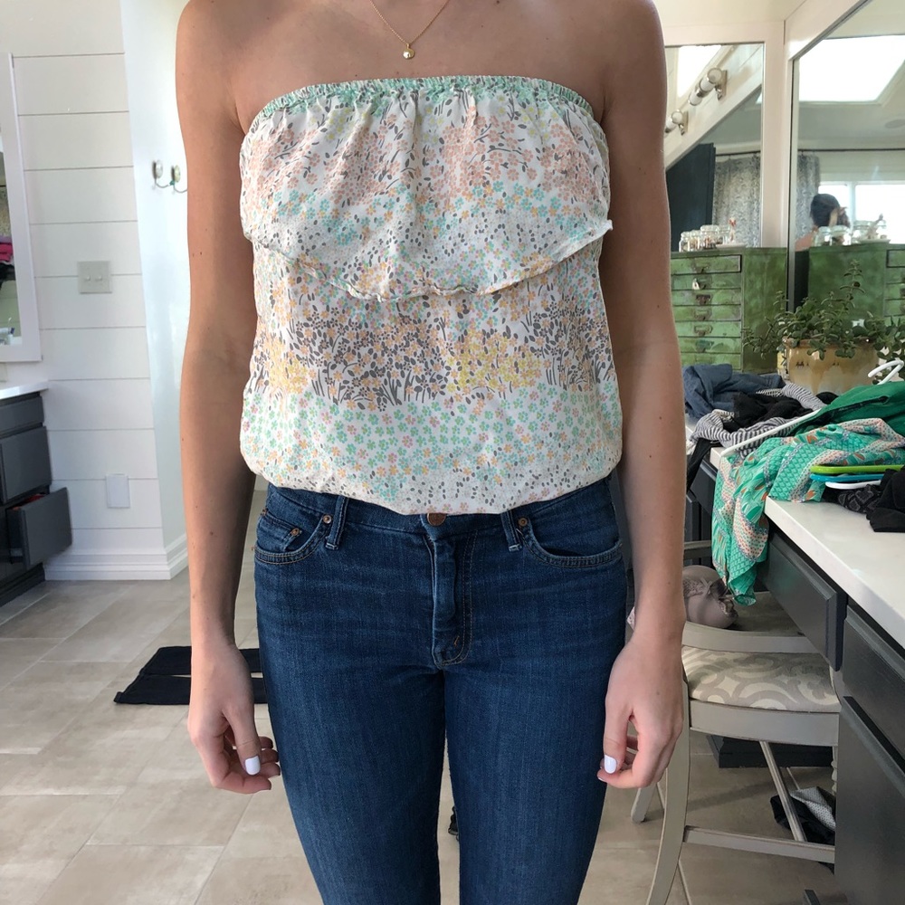 Sleeveless tank top